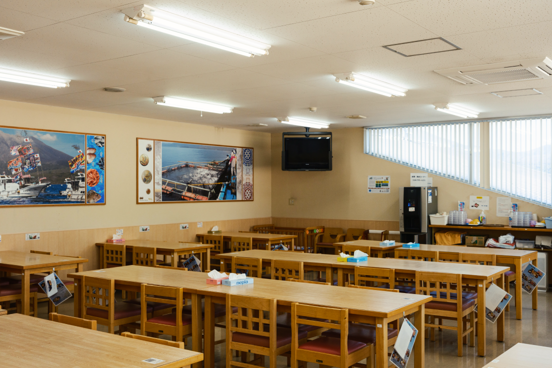 a room with tables and chairs