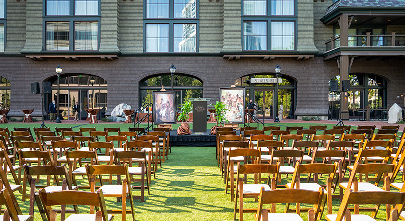 a group of chairs in a courtyard