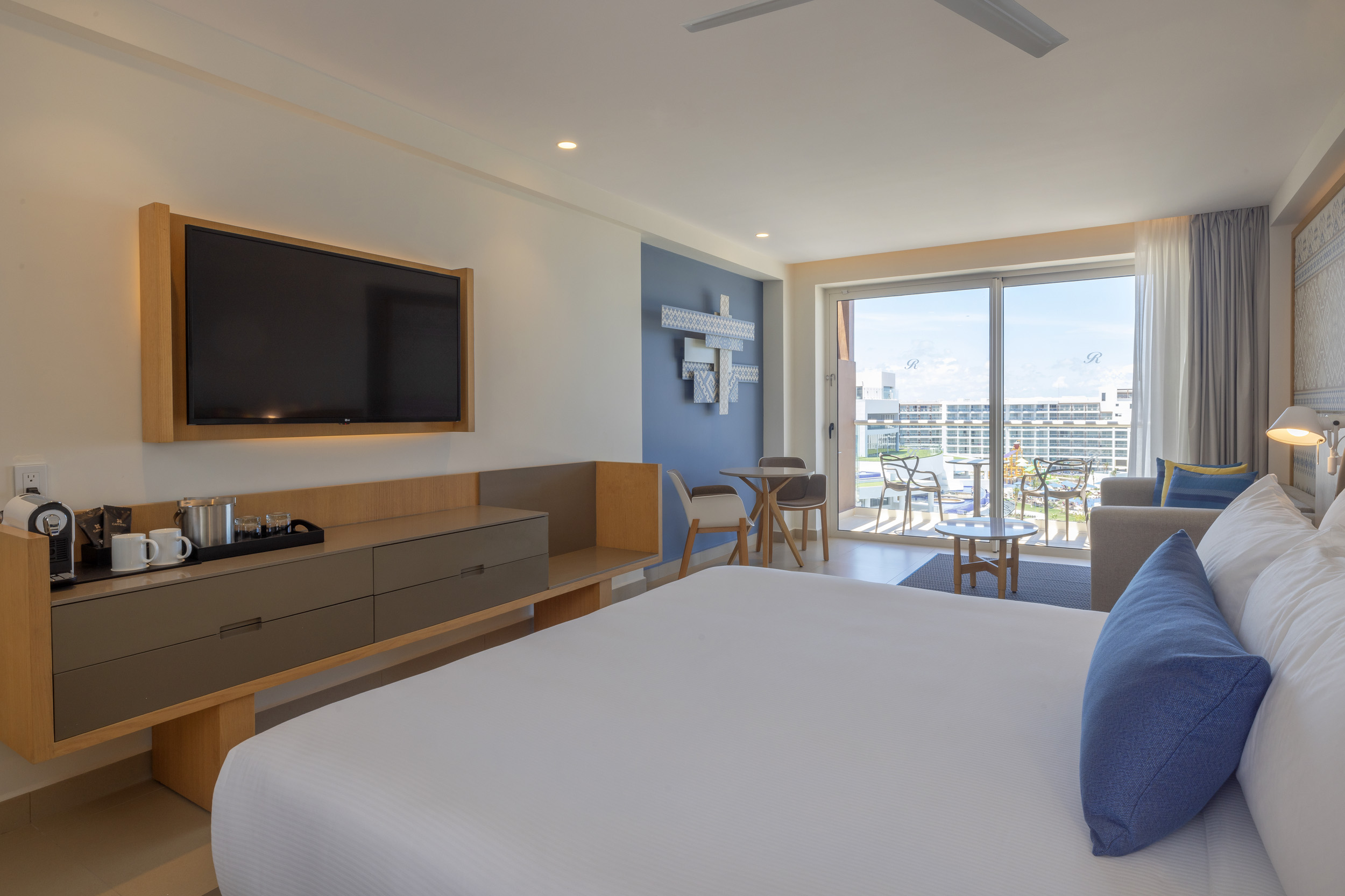 Luxury Junior Suite