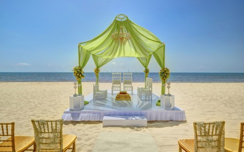 South Asian Weddings - Beach Ceremony