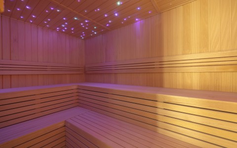 the royal spa rvb
