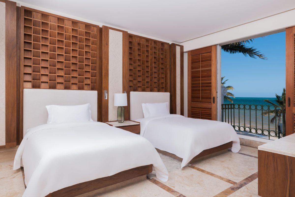 Master Suite Ocean Front Two Queen