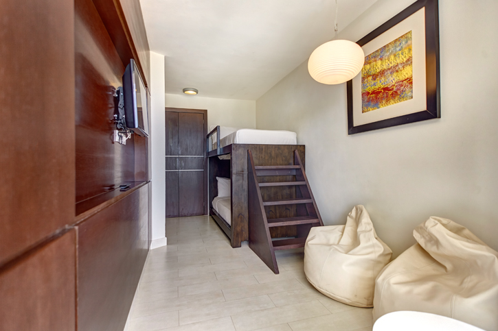Family Jacuzzi Ocean View Suite